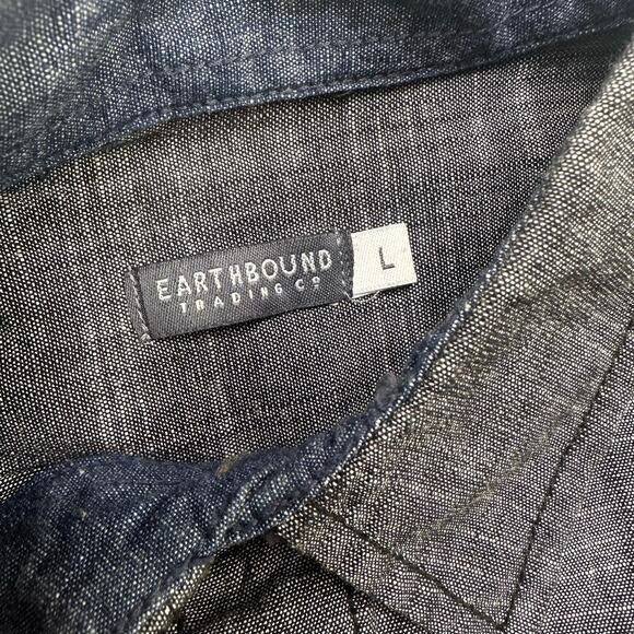 Earthbound Trading Co. 100% Cotton Button Front Western Shirt - Picture 4 of 6